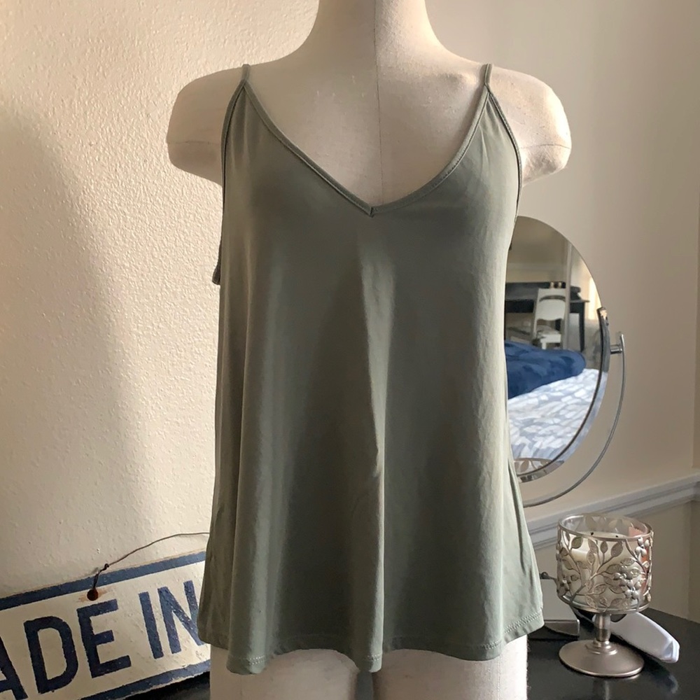 BP medium army green tank